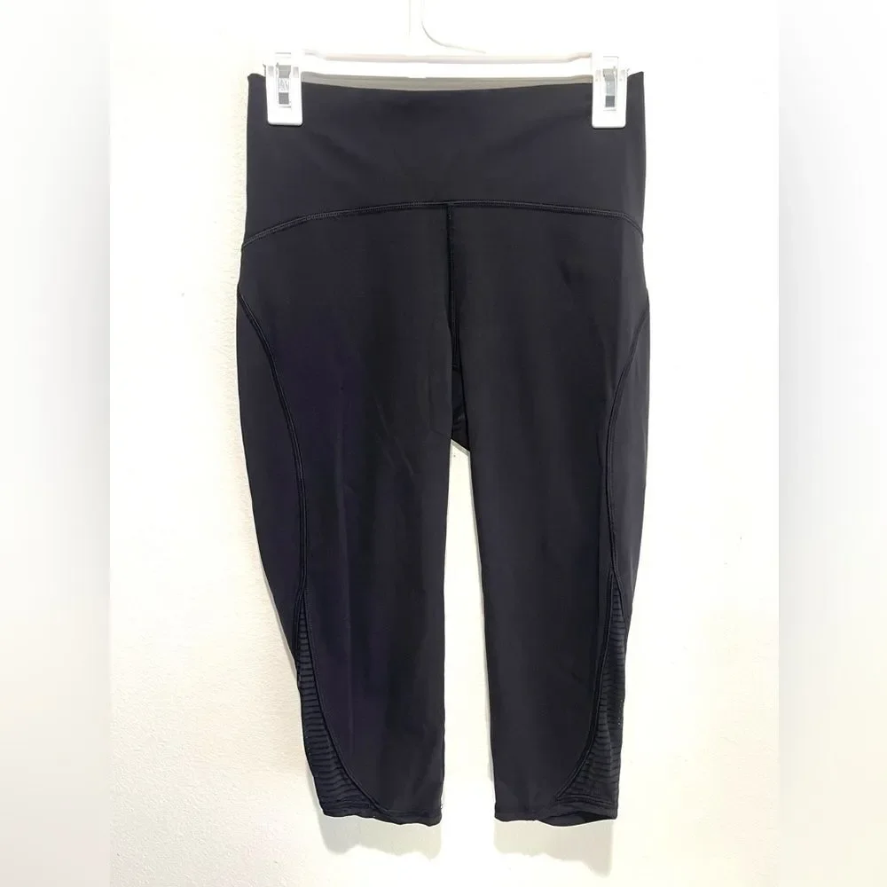 lululemon athletica measurements laid